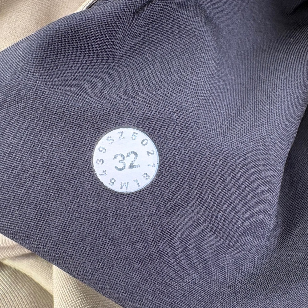 Lululemon Men's ABC Warpstreme Slim Fit Khaki Performance Pants Size 32 (32x31) - Picture 7 of 9